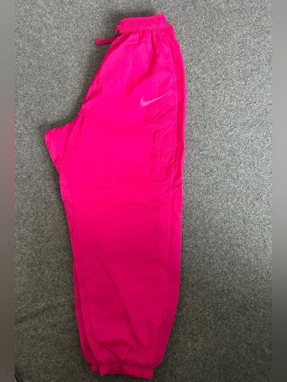 Nike  Bright Pink Jogger Sweatpants and jacket size M